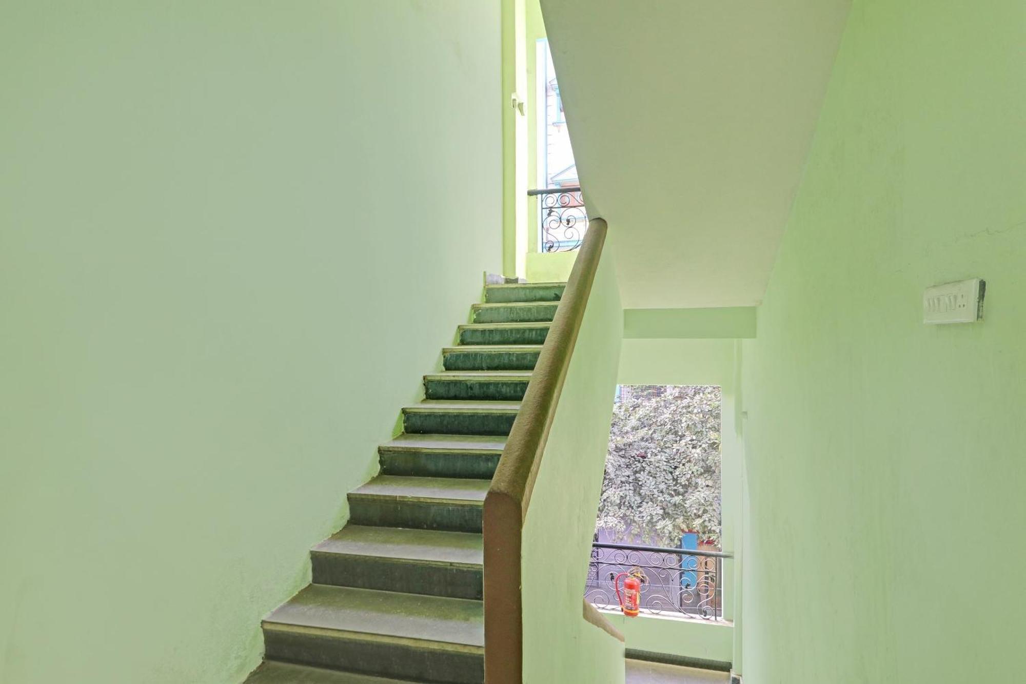 Hotel O Vasista Residency Hajdarabad Zewnętrze zdjęcie