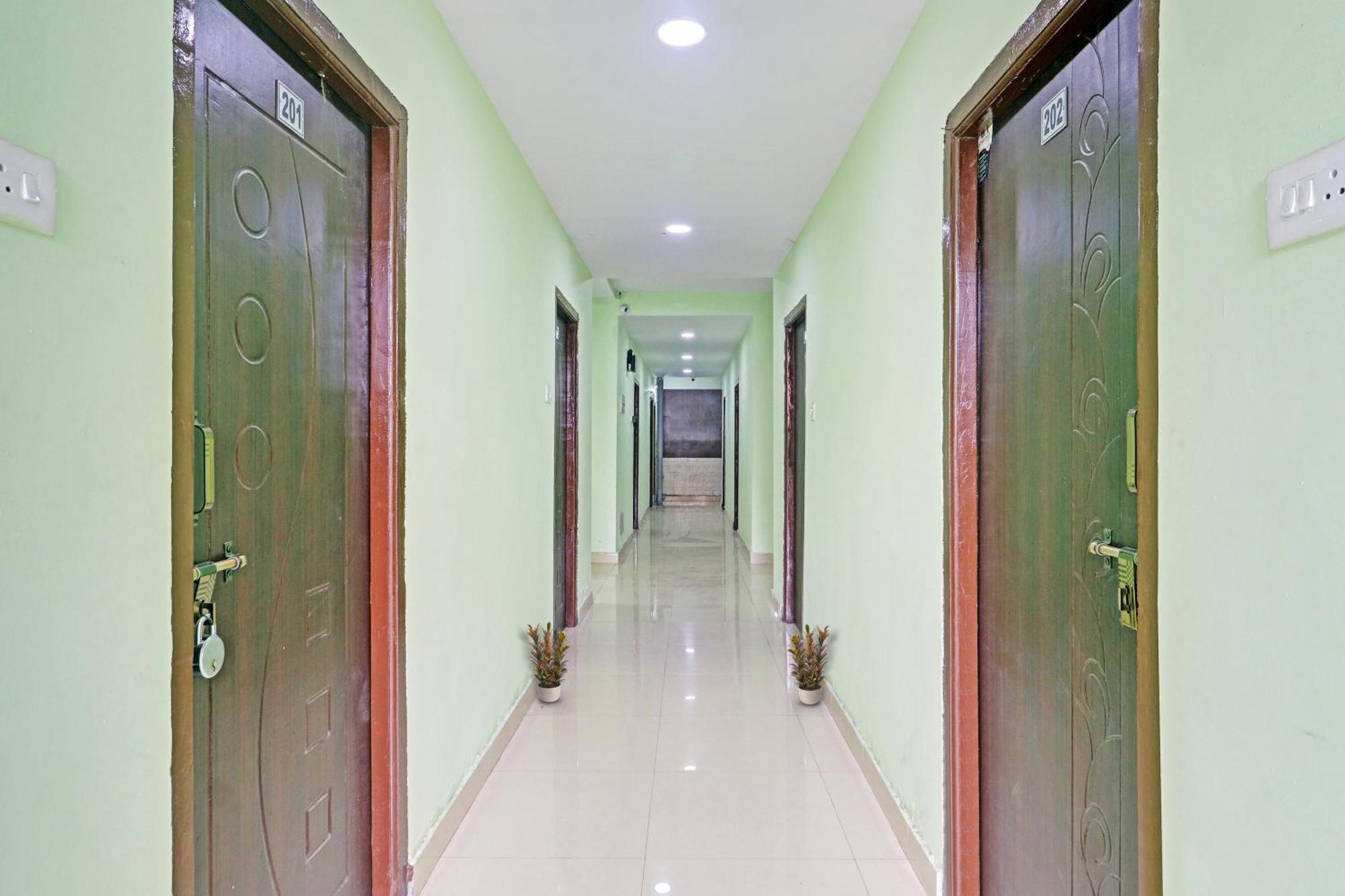 Hotel O Vasista Residency Hajdarabad Zewnętrze zdjęcie